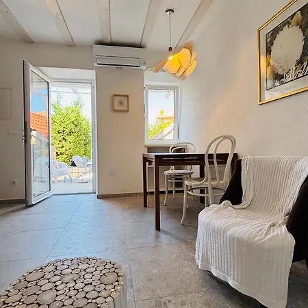 559 Апартаменты